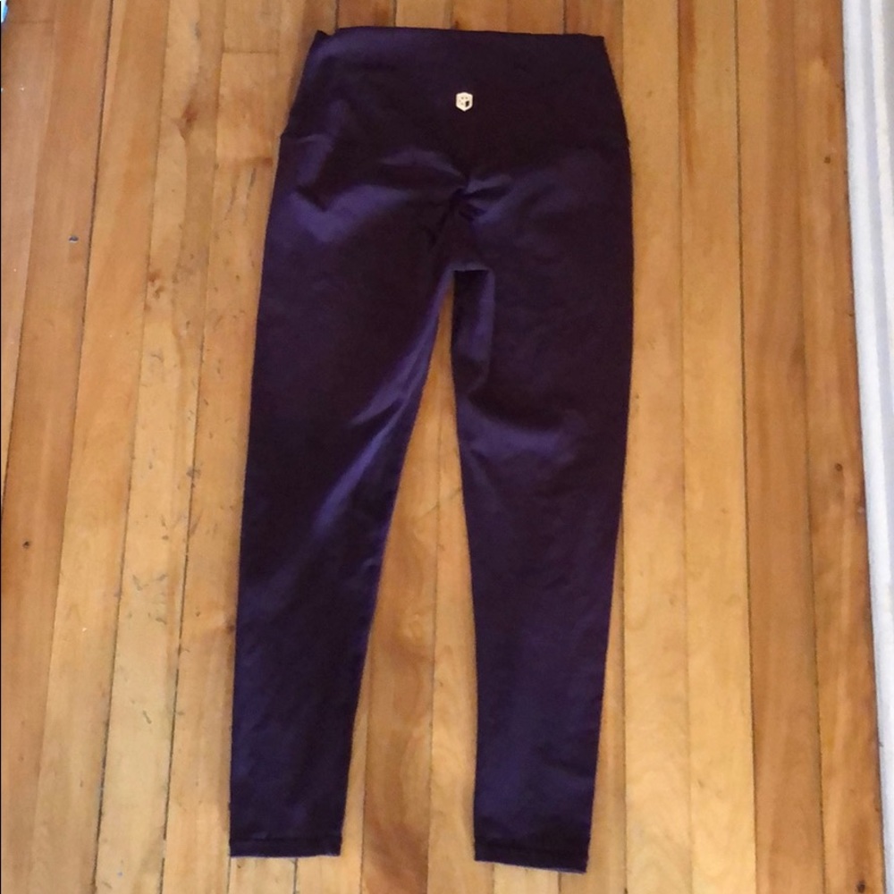 Purple born primitive scrunchy butt legging medium